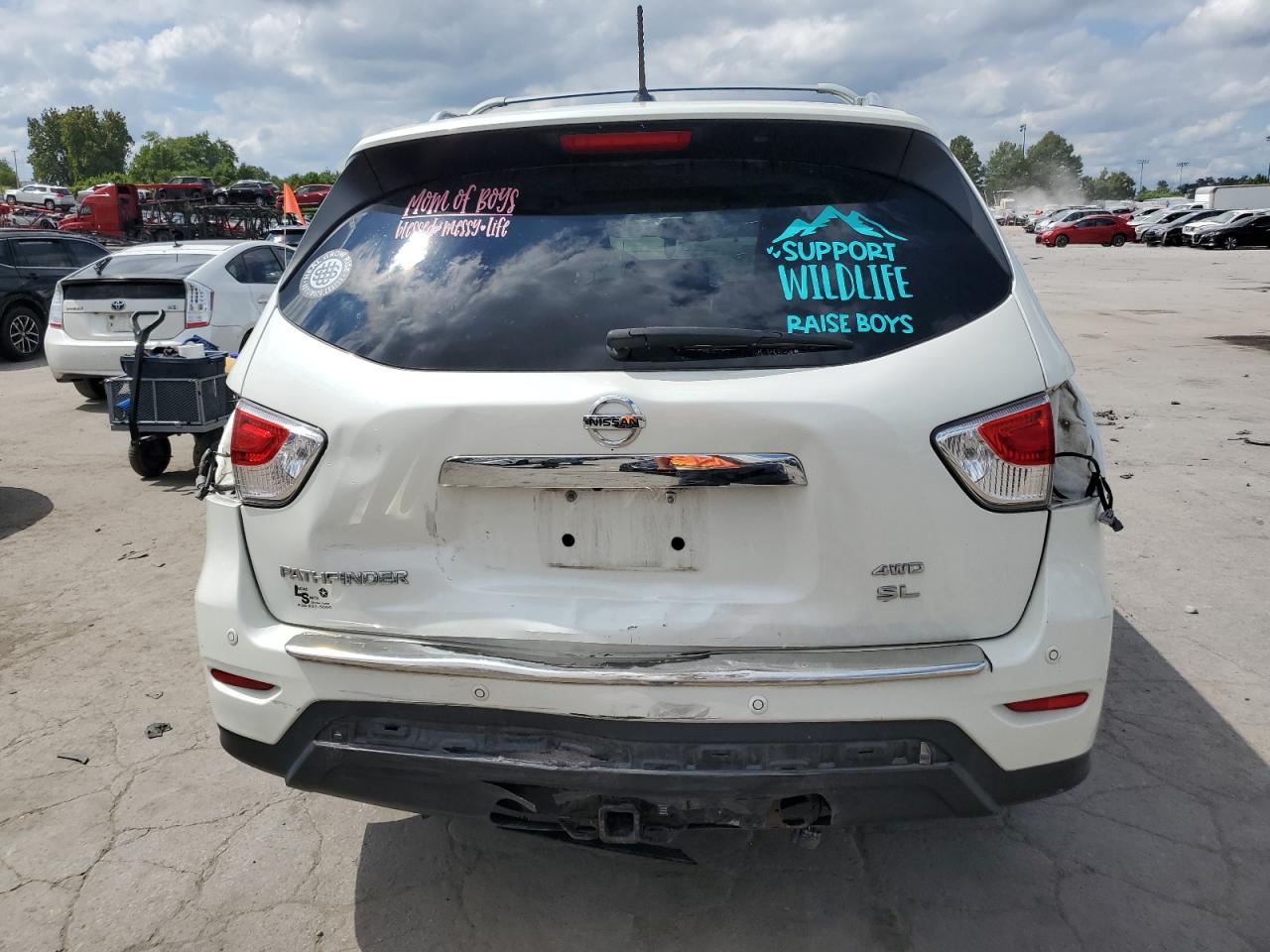 2015 Nissan Pathfinder S VIN: 5N1AR2MM5FC723557 Lot: 69690585