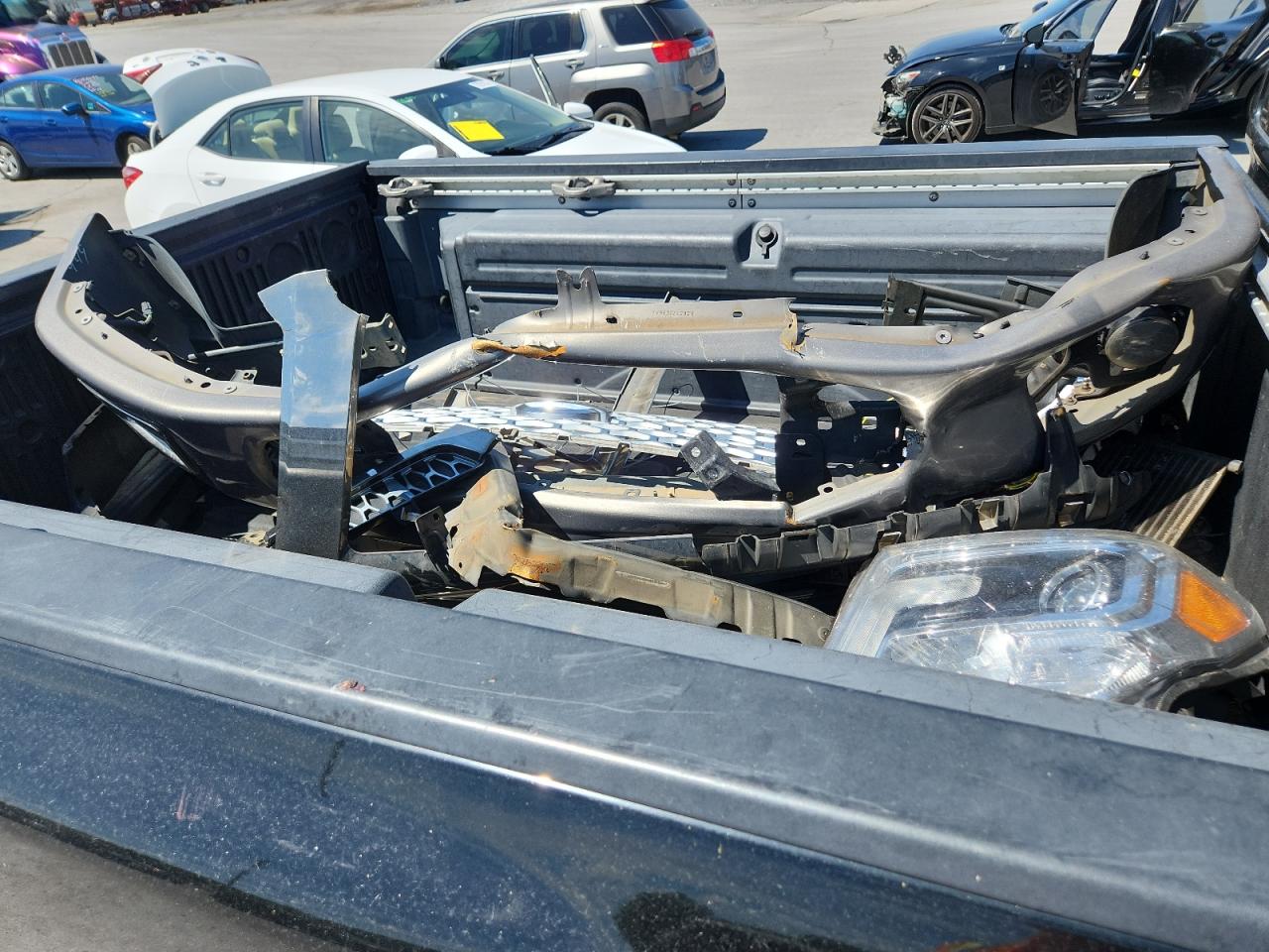 2018 Nissan Titan Xd Sl VIN: 1N6BA1F40JN526460 Lot: 69775525