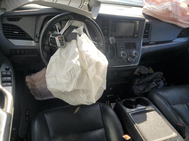  TOYOTA SIENNA 2019 Granatowy