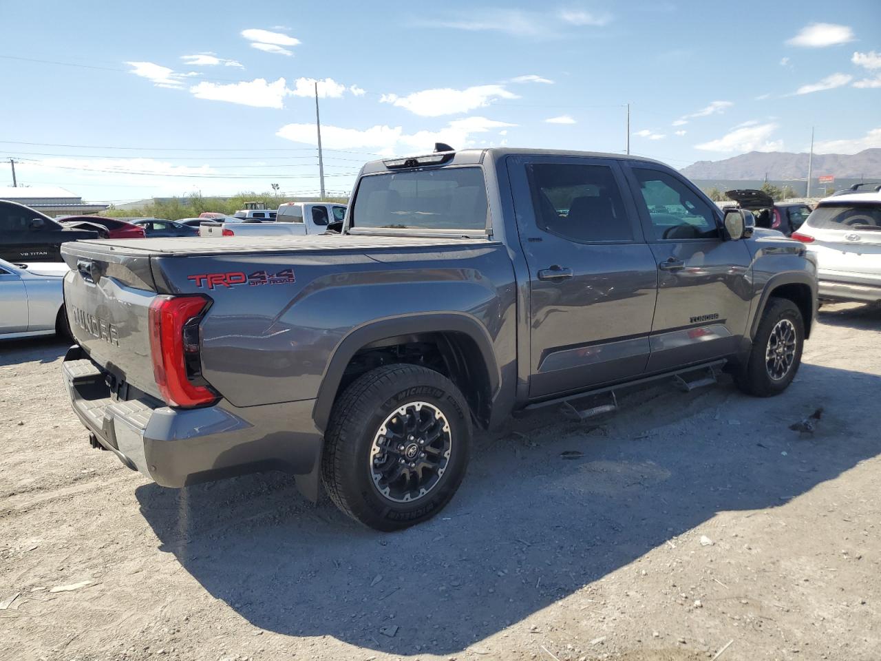 2025 Toyota Tundra Crewmax Sr grey null gas 5TFLA5DB2SX306758 photo #4