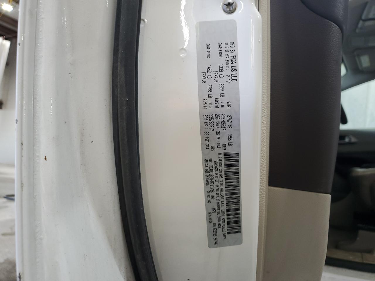 2017 Chrysler Pacifica Touring L VIN: 2C4RC1BG8HR711736 Lot: 69209835