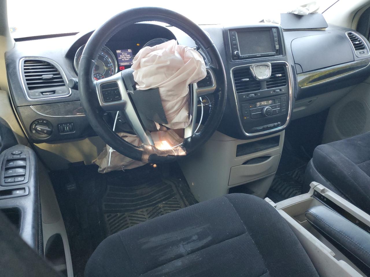 2011 Chrysler Town & Country Touring VIN: 2A4RR5DG6BR638662 Lot: 69516105