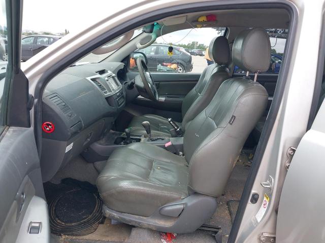 2011 TOYOTA HILUX INVINCIBLE D/CAB PICK UP 3.0 D-4D 4WD 171 AUTO