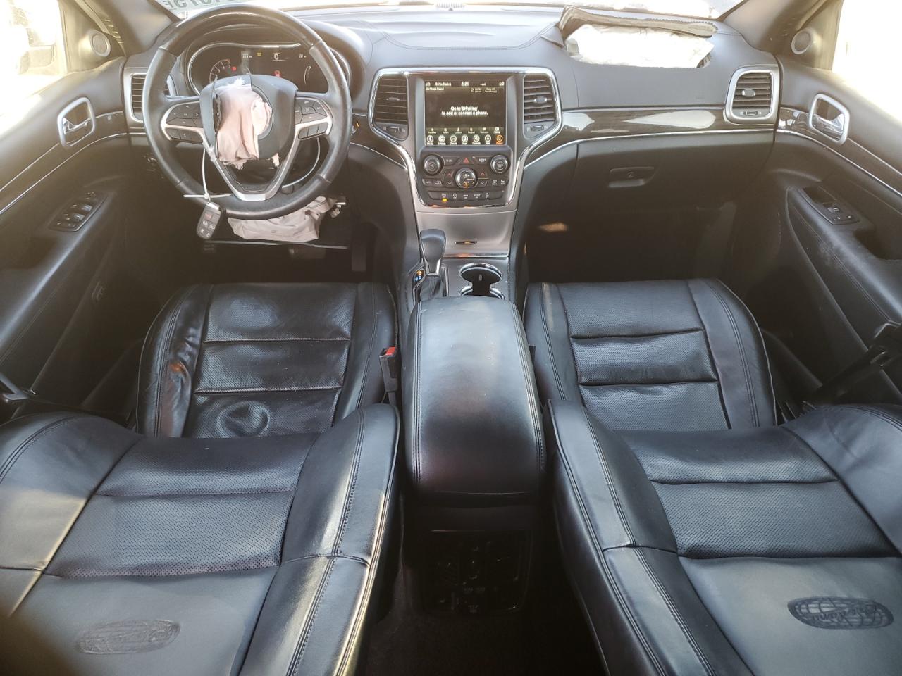 2018 Jeep Grand Cherokee Overland VIN: 1C4RJFCG0JC440431 Lot: 68701375