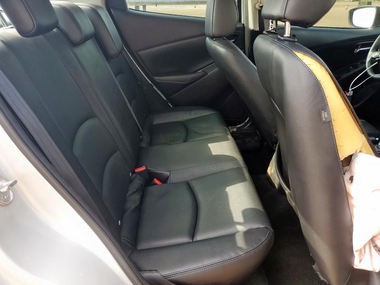 2019 Toyota Yaris L VIN: 3MYDLBYV7KY503233 Lot: 69970415