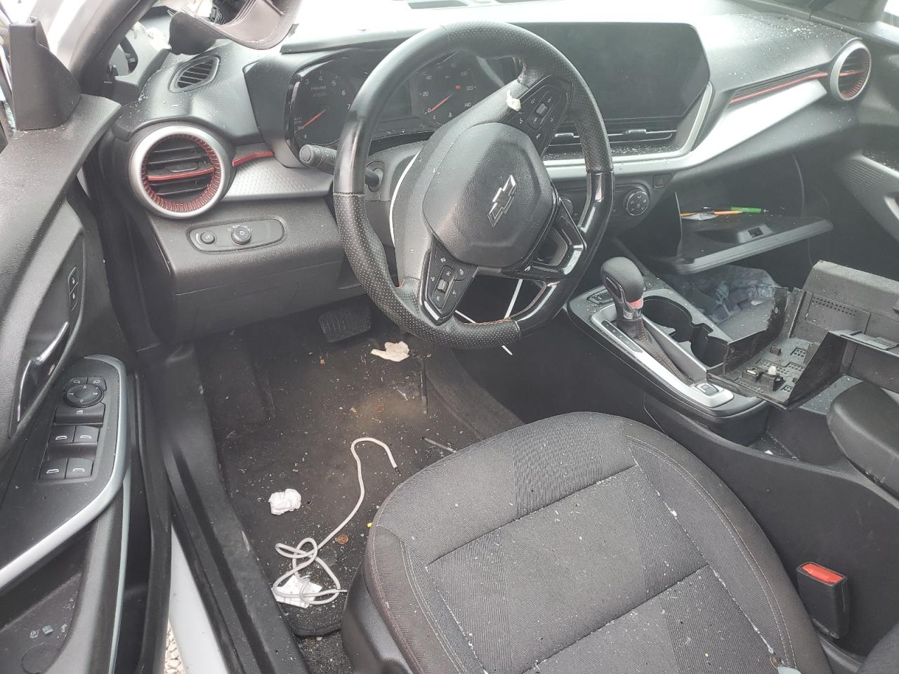 2024 Chevrolet Trax 1Rs VIN: KL77LGE27RC107287 Lot: 67728435