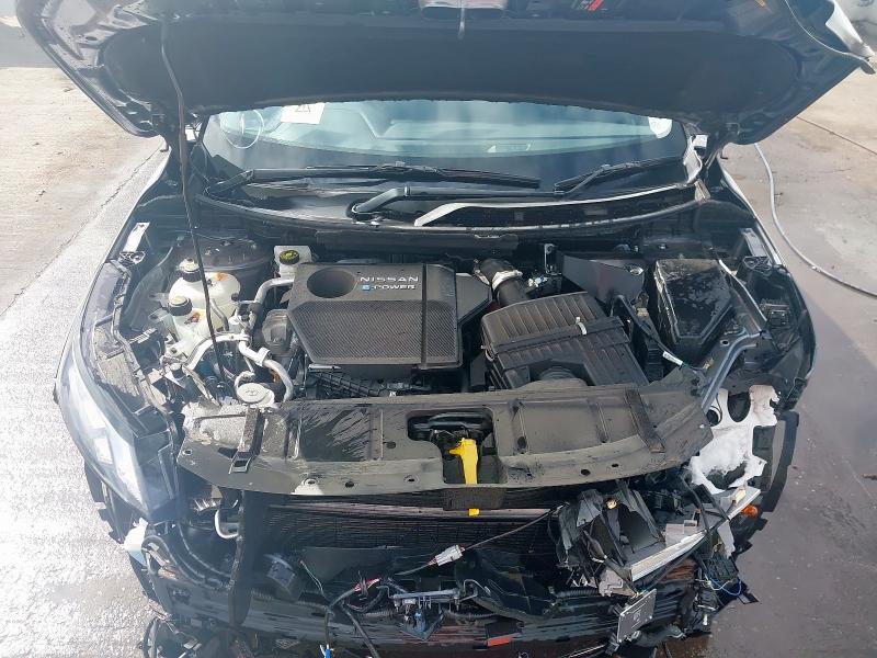 2025 NISSAN X-TRAIL N-CONNECTA
