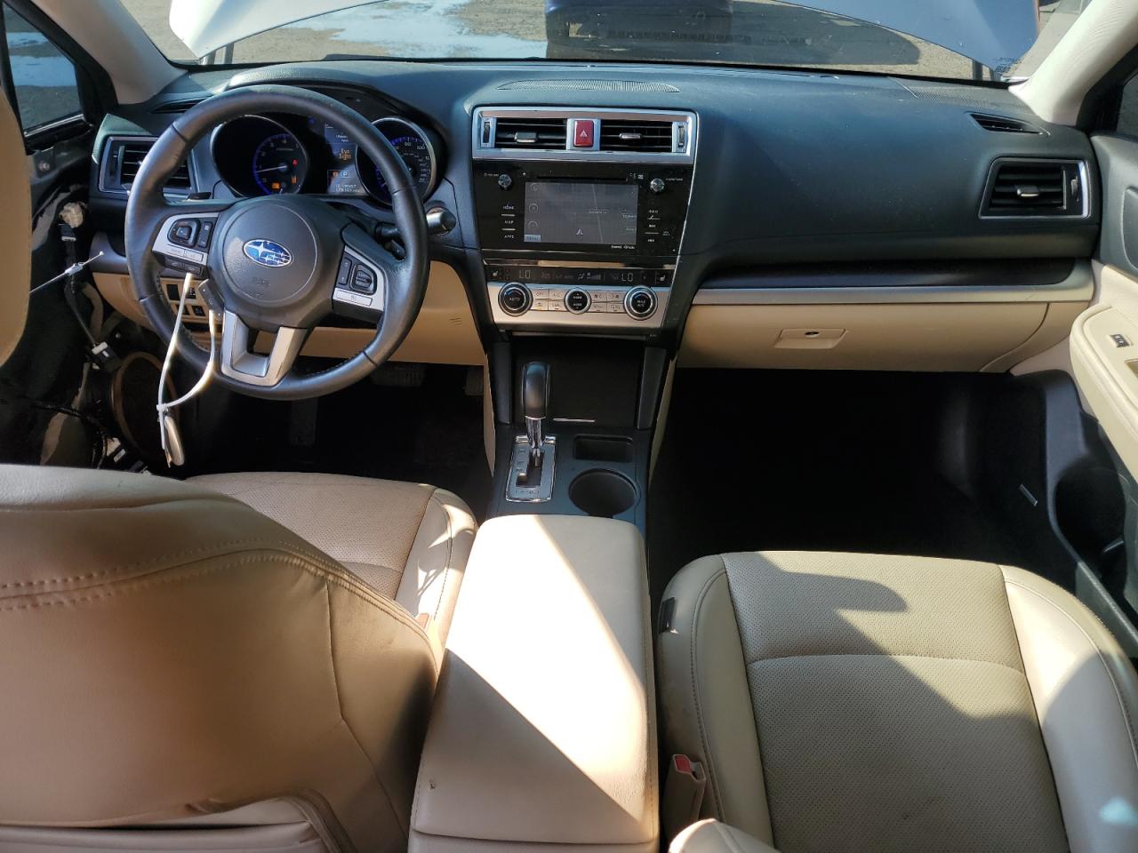 2015 Subaru Legacy 3.6R Limited VIN: 4S3BNEN63F3037331 Lot: 68890245