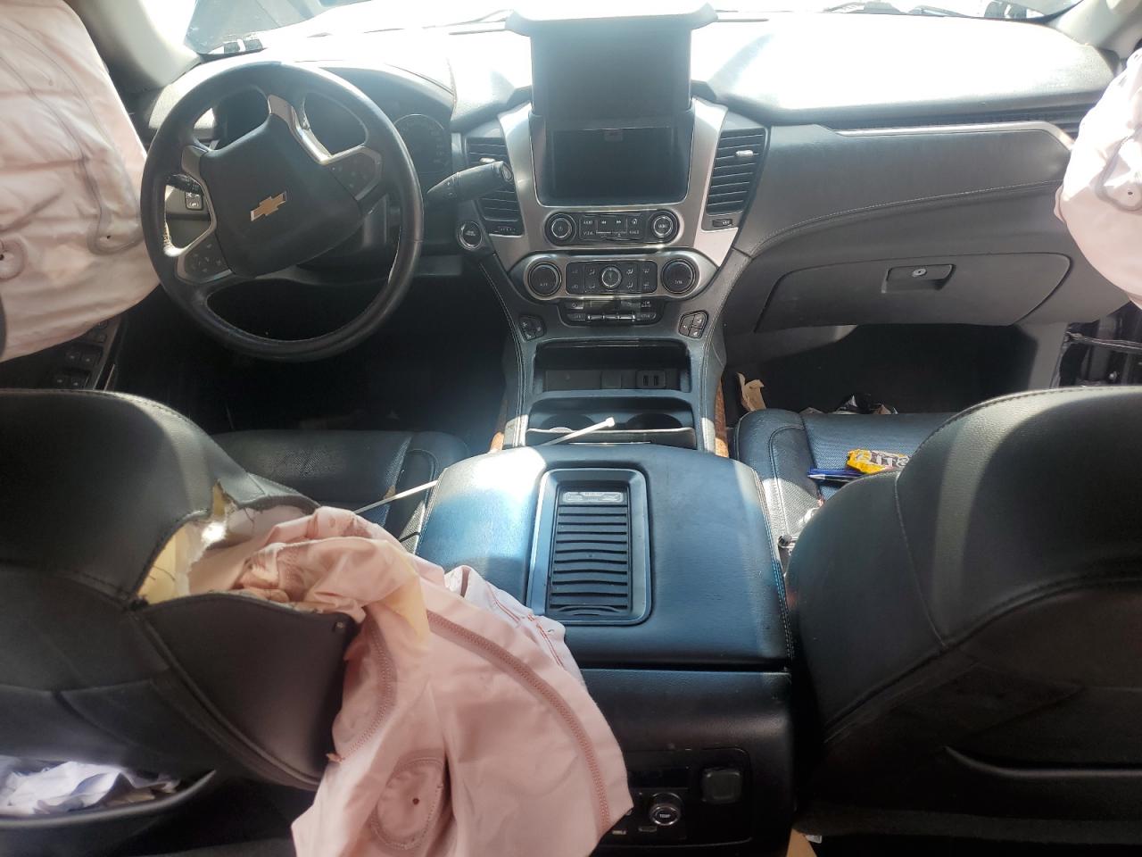 2018 Chevrolet Suburban C1500 Premier VIN: 1GNSCJKC8JR365995 Lot: 68613445