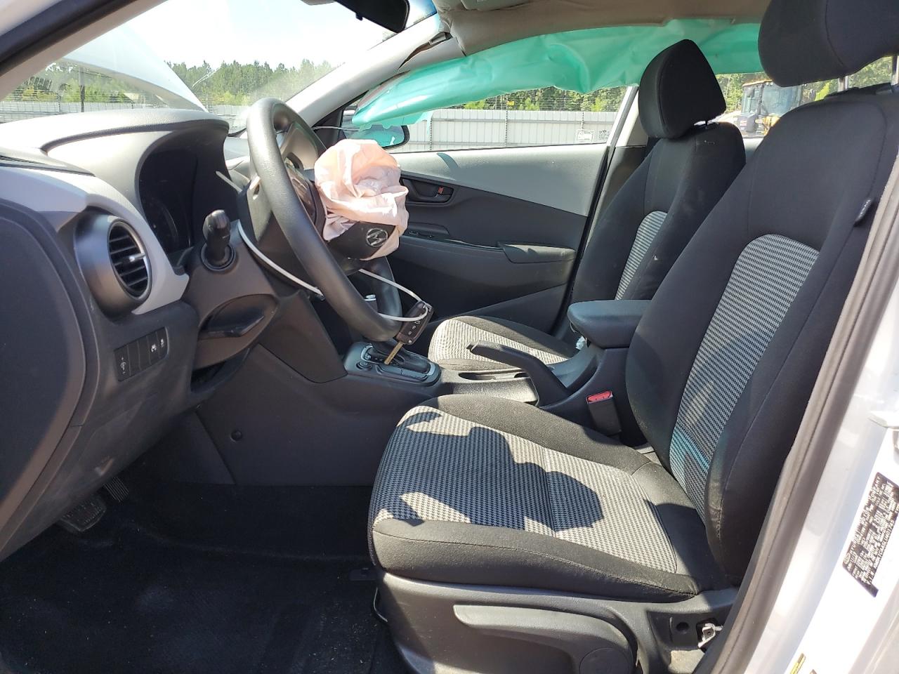 2020 Hyundai Kona Se VIN: KM8K1CAA5LU401745 Lot: 68673895