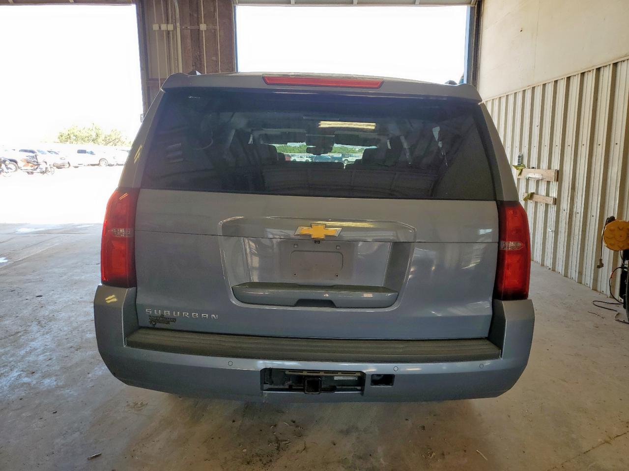 2016 Chevrolet Suburban C1500 Lt VIN: 1GNSCHKC3GR229470 Lot: 69930855