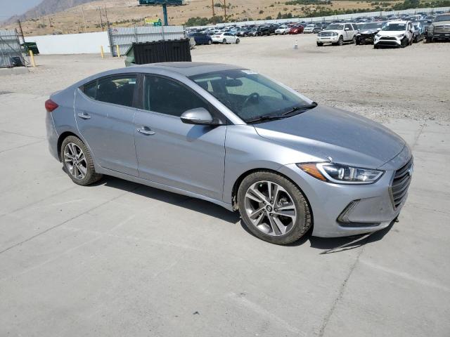  HYUNDAI ELANTRA 2017 Серебристый