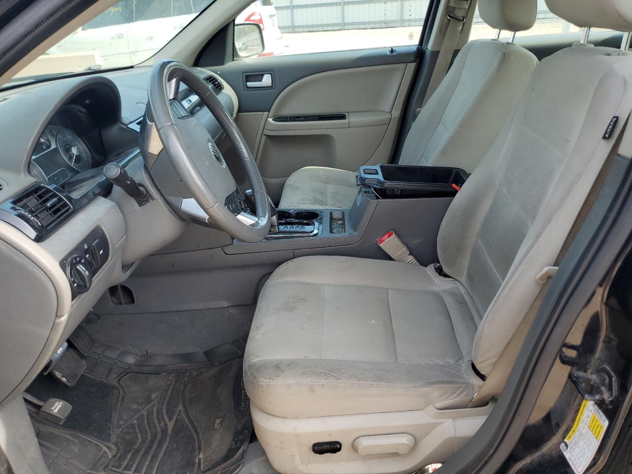 2008 Mercury Sable Luxury VIN: 1MEHM40W68G613776 Lot: 67950605