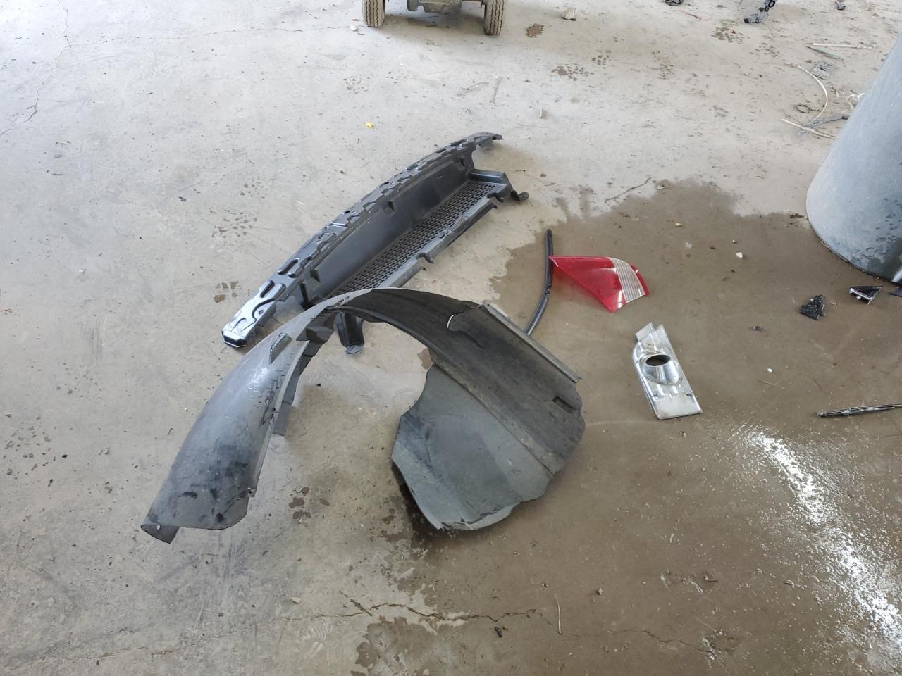 2008 Chrysler Town & Country Limited VIN: 2A8HR64X08R747515 Lot: 69852305