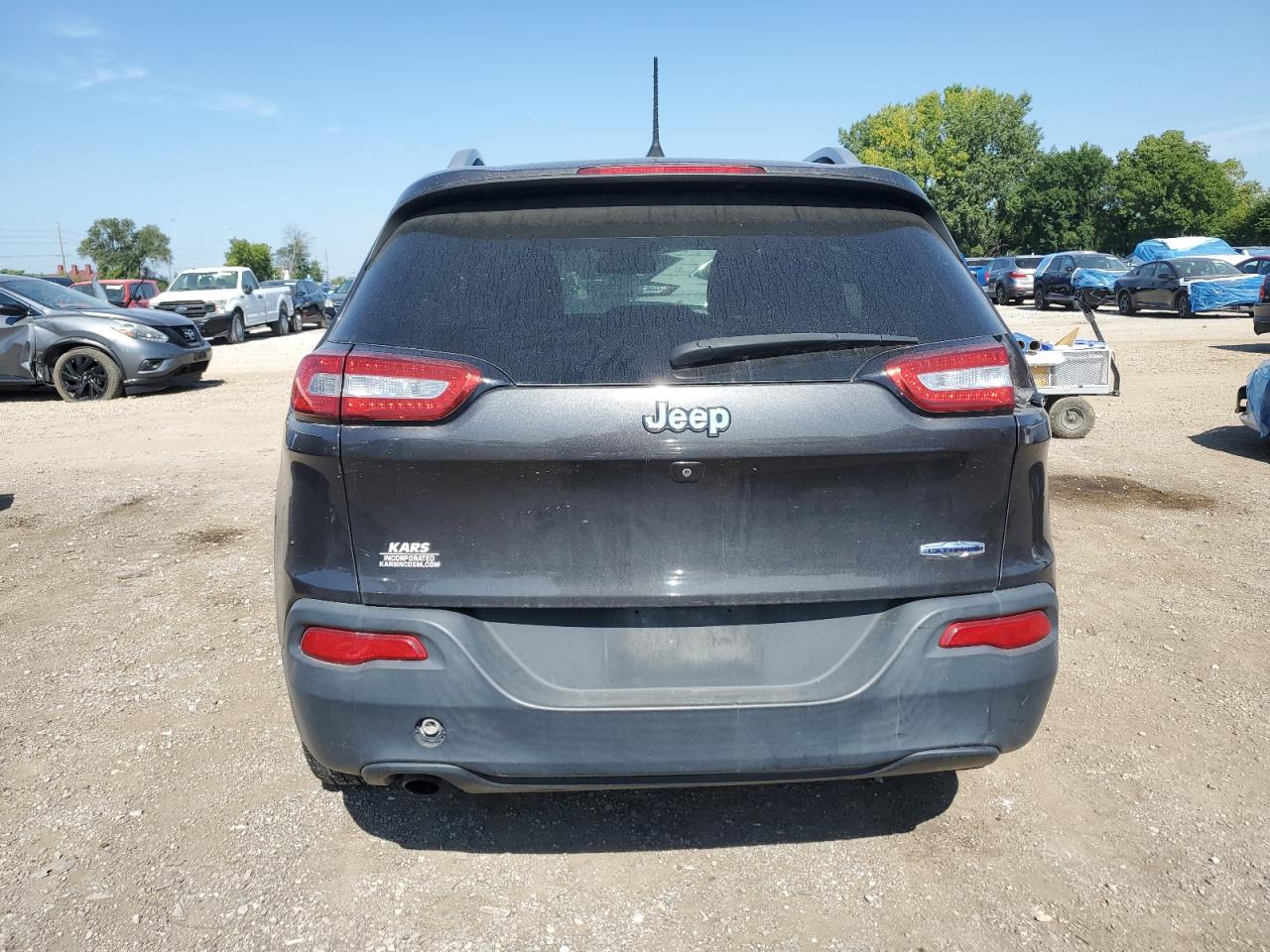 2017 Jeep Cherokee Latitude VIN: 1C4PJLCB4HW534203 Lot: 70912105