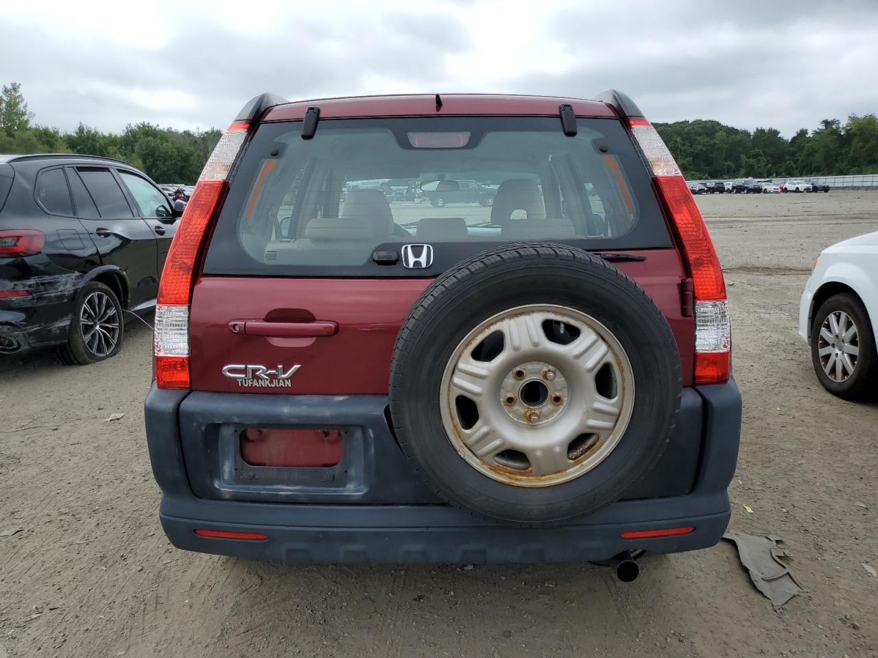 2005 Honda Cr-V Lx VIN: SHSRD78565U348200 Lot: 68302495