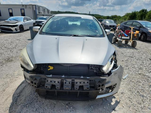  FORD FOCUS 2017 Srebrny