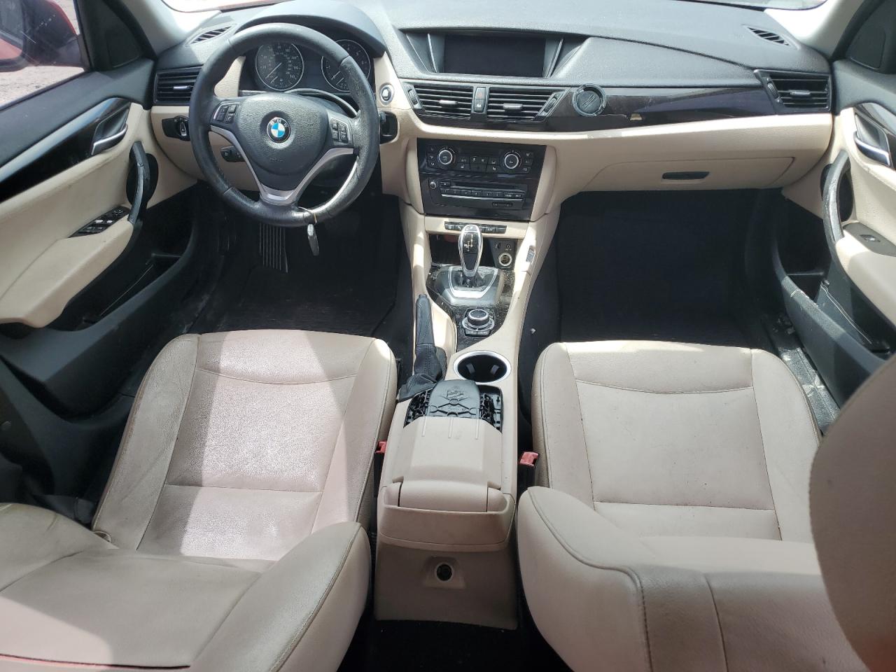 2014 BMW X1 xDrive28I VIN: WBAVL1C52EVY15141 Lot: 70101305