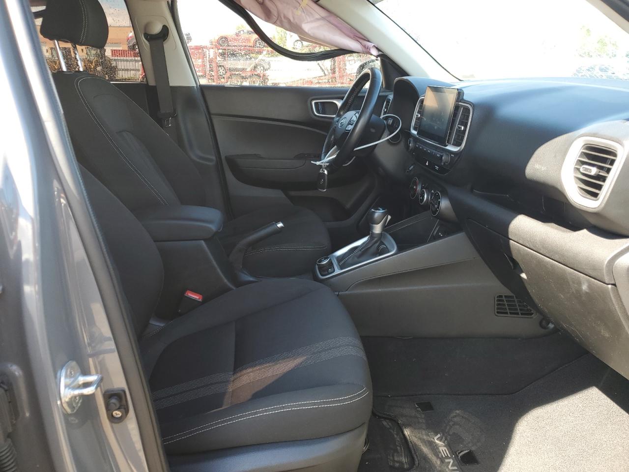 2021 Hyundai Venue Sel VIN: KMHRC8A39MU090538 Lot: 69483475