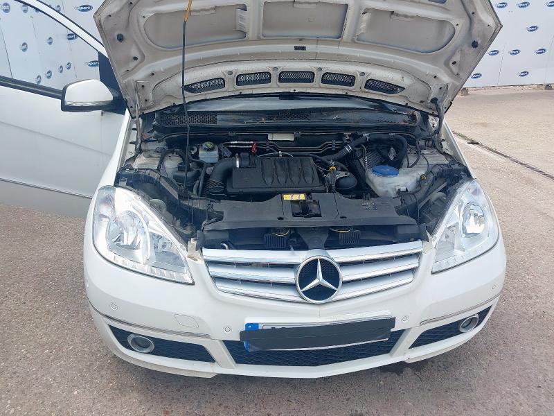 2012 MERCEDES A180CDI AVANTGARDE SE CVT 