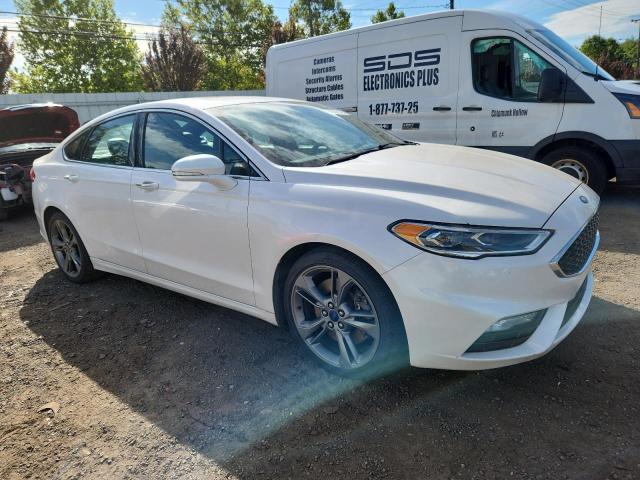  FORD FUSION 2017 Белы