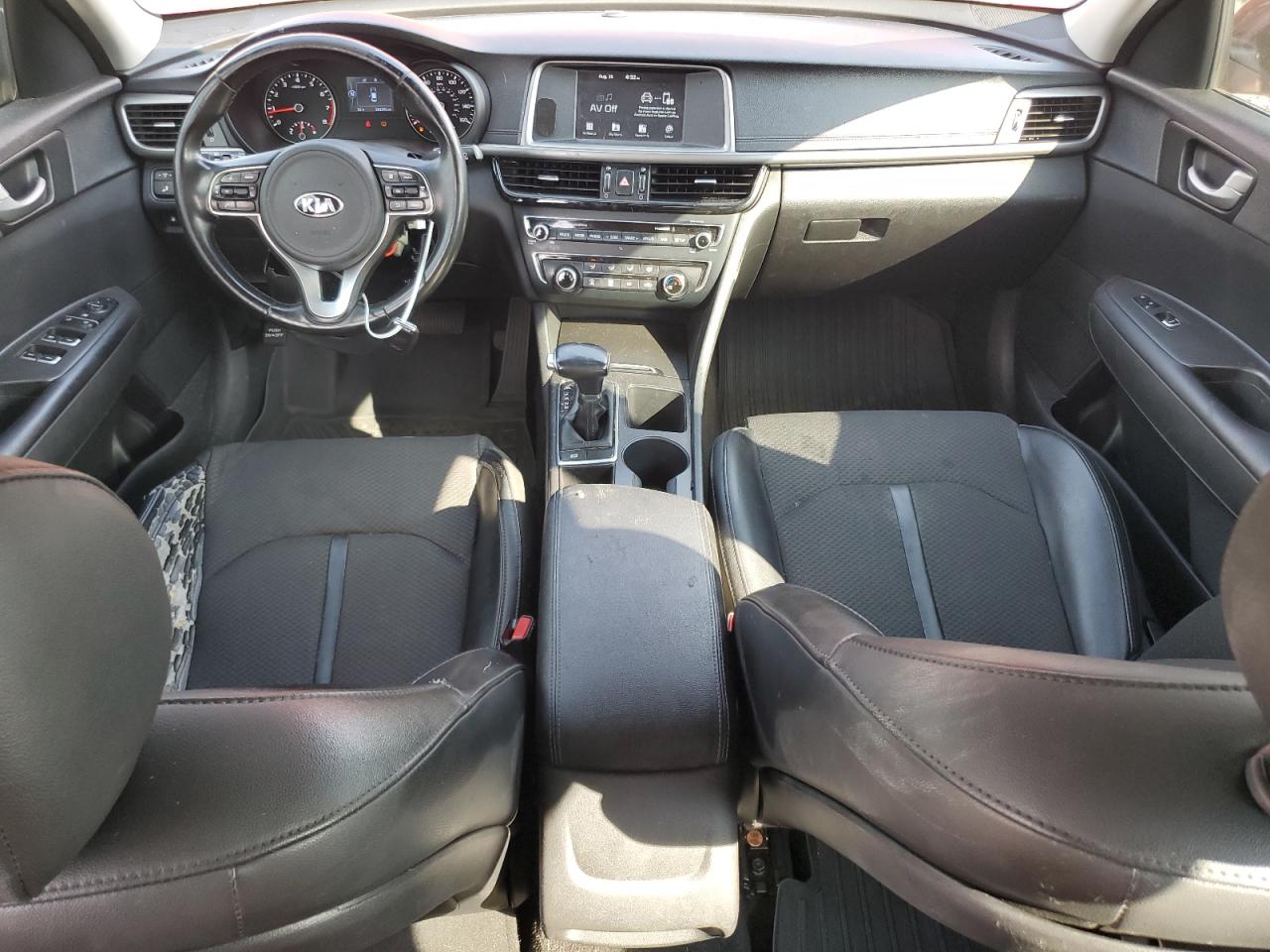 2018 Kia Optima Lx VIN: 5XXGT4L37JG240262 Lot: 69243295