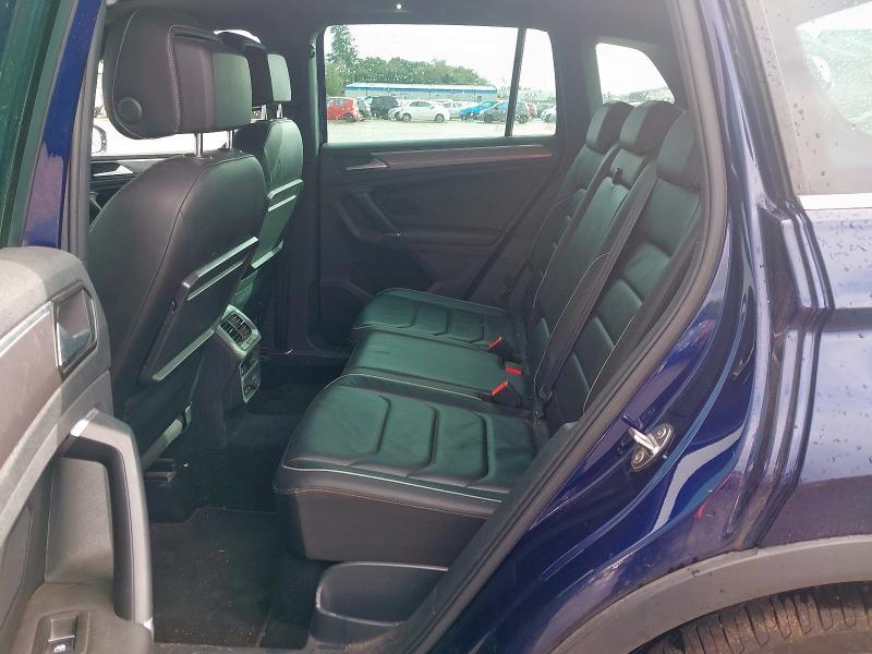 2018 VOLKSWAGEN TIGUAN R LINE TSI BMT 4MO 