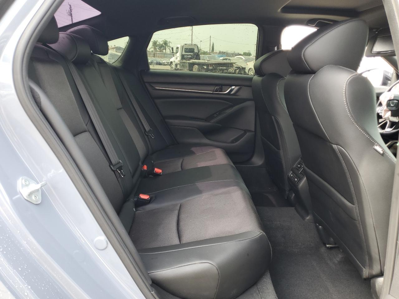 2022 Honda Accord Sport VIN: 1HGCV2F37NA015058 Lot: 70943565