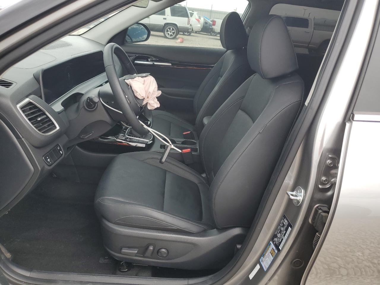 2024 Kia Seltos Sx VIN: KNDETCA75R7573166 Lot: 69739175