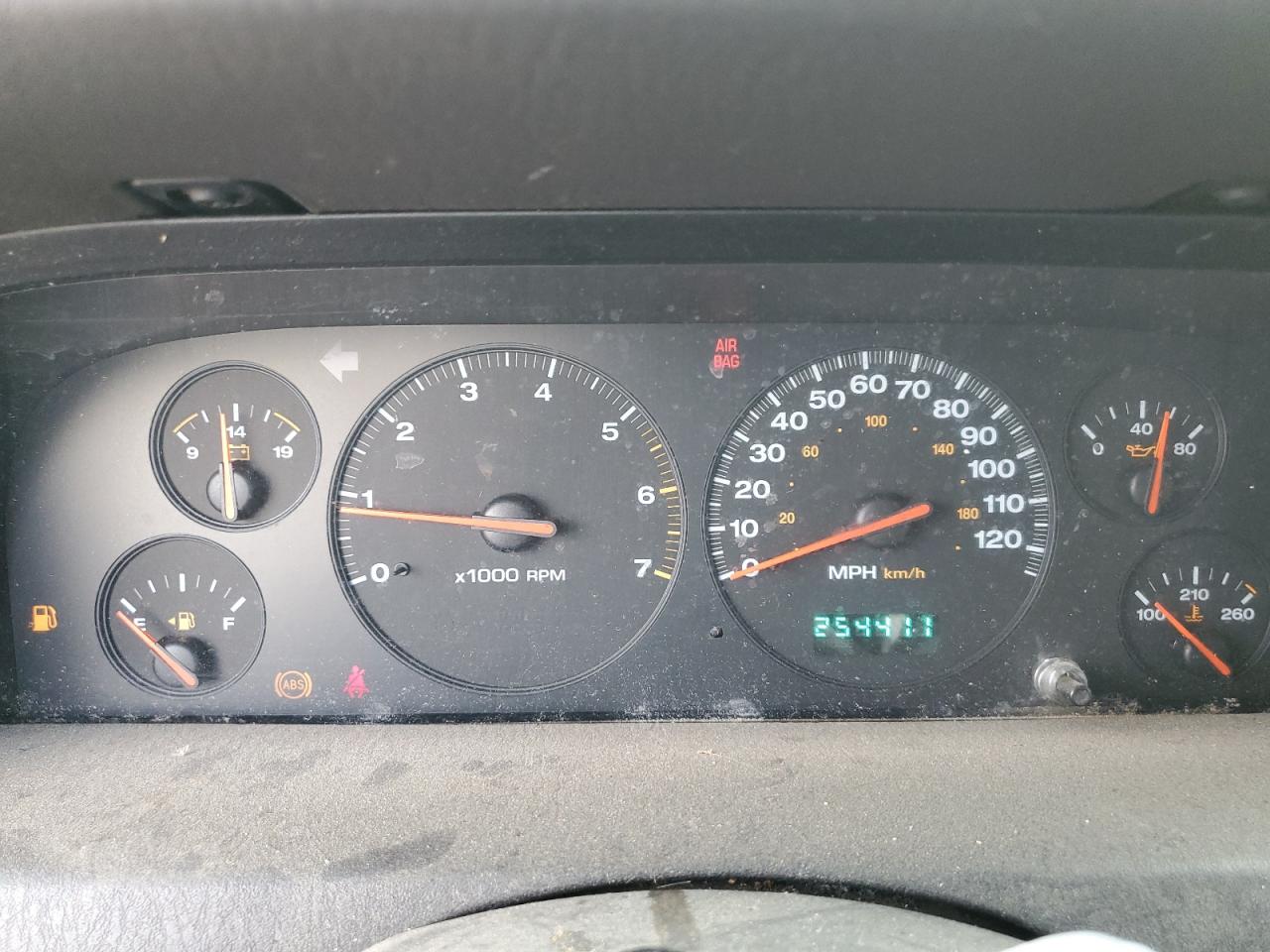 2000 Jeep Cherokee Limited VIN: 1J4FF68S1YL123456 Lot: 69213415