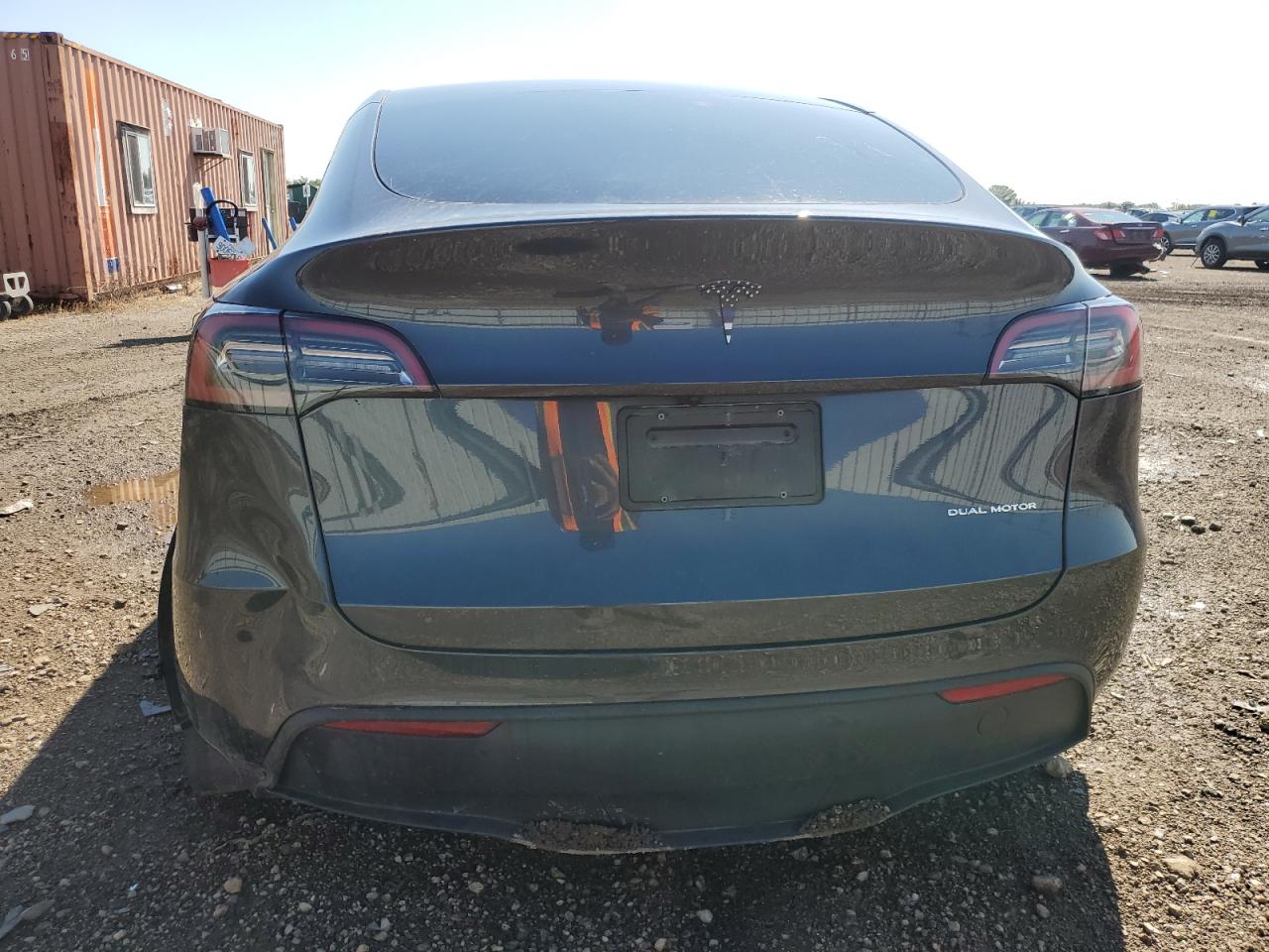 2024 Tesla Model Y VIN: 7SAYGDEE8RA226506 Lot: 70717335