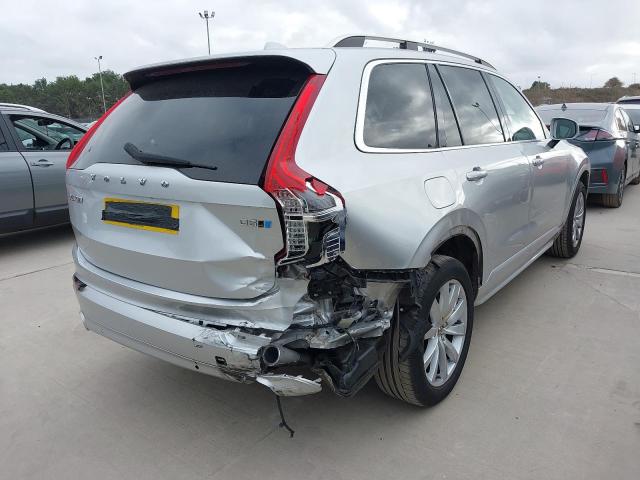 2018 VOLVO XC90 MOMEN