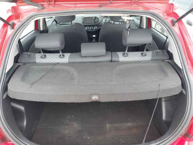 2015 TOYOTA YARIS ICON