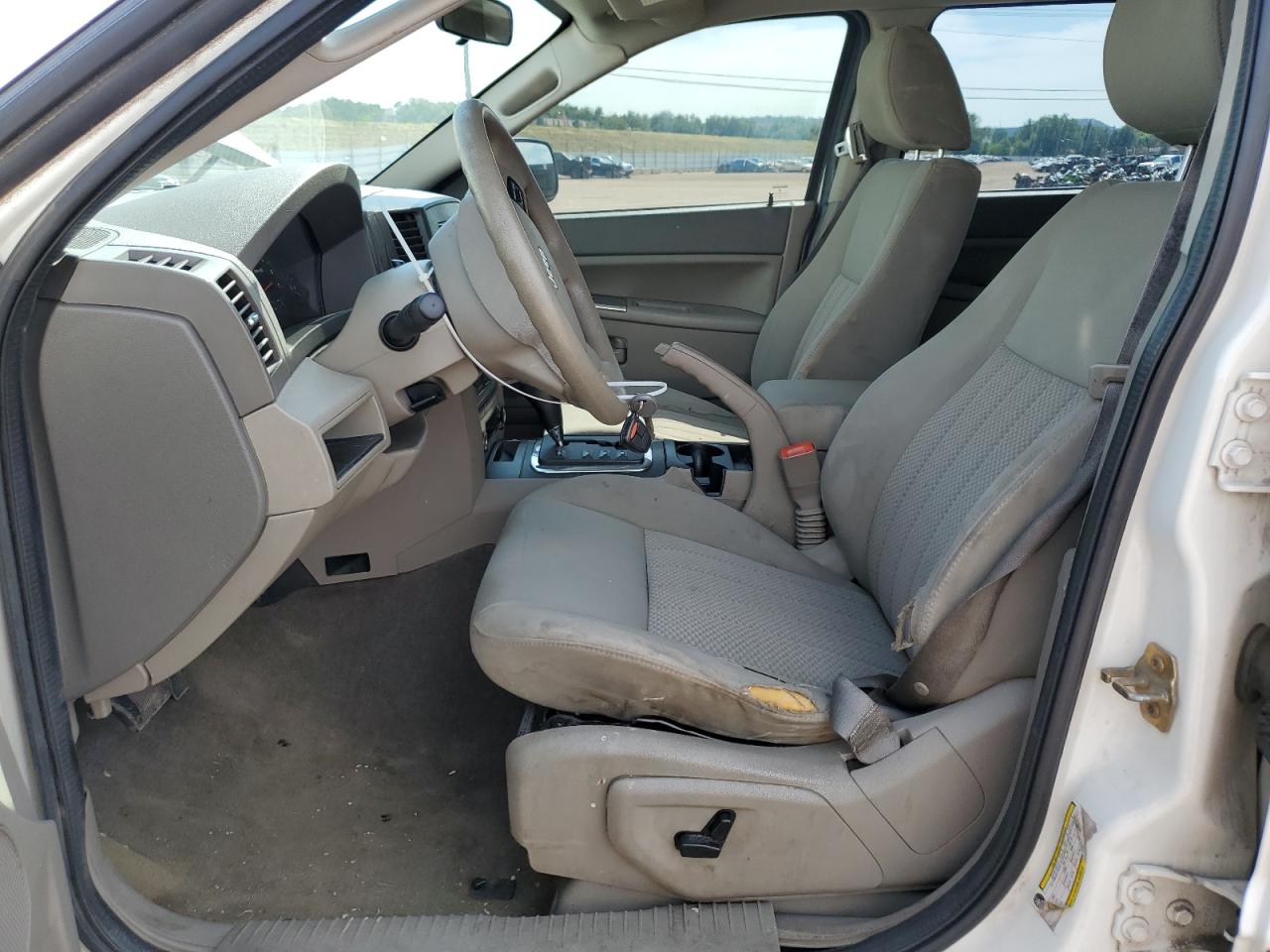 1J4GR48K15C680430 2005 Jeep Grand Cherokee Laredo