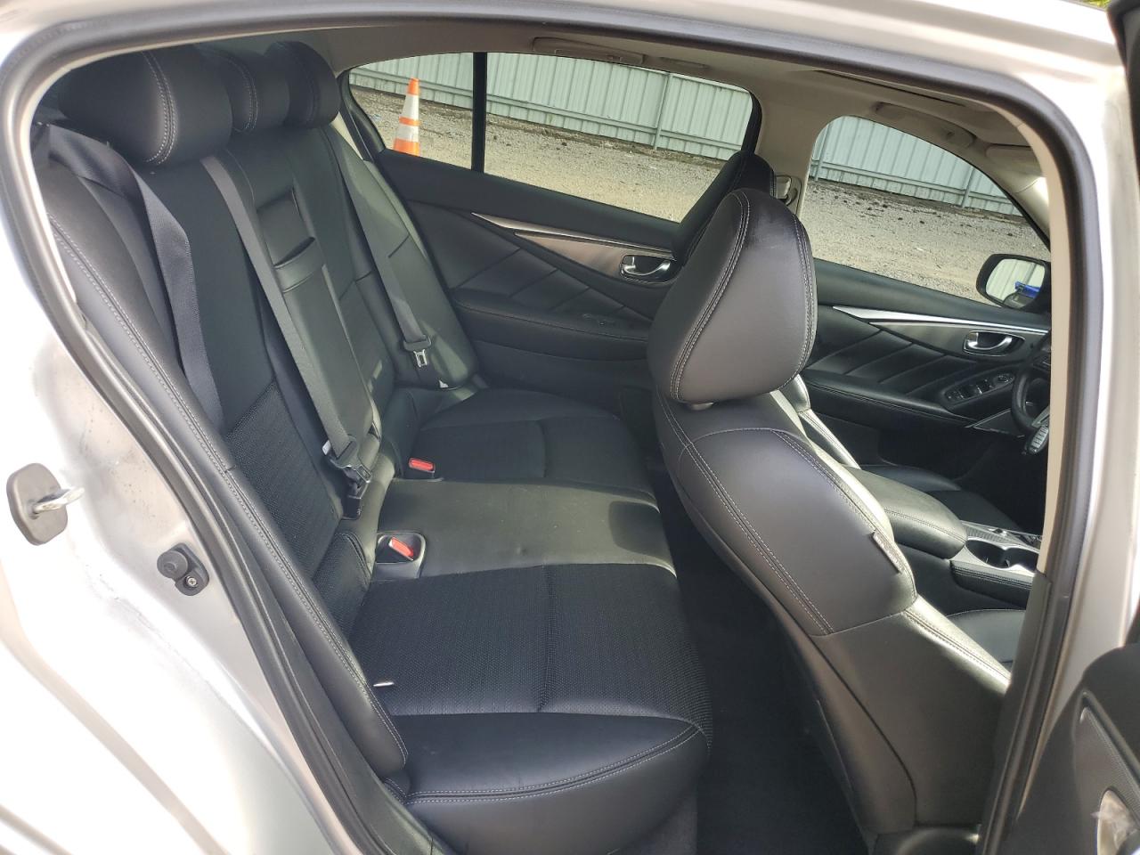 2019 Infiniti Q50 Luxe VIN: JN1EV7AR2KM590262 Lot: 69723125