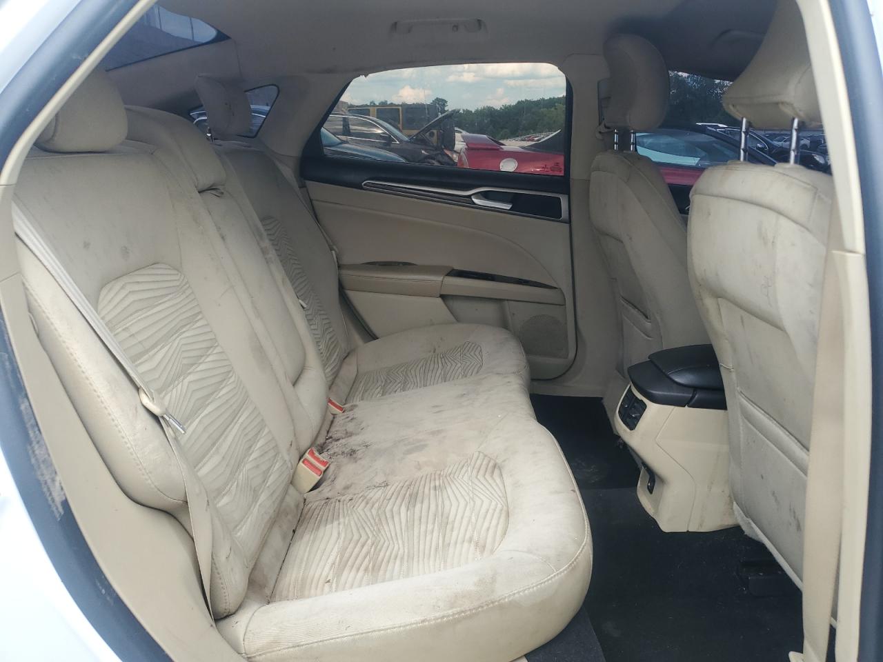 2016 Ford Fusion Se VIN: 3FA6P0H70GR303397 Lot: 68739025