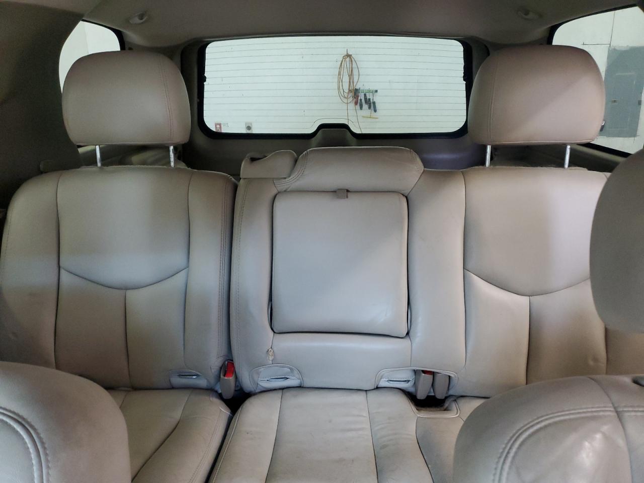 2003 Chevrolet Tahoe K1500 VIN: 1GNEK13Z23R137173 Lot: 70393565
