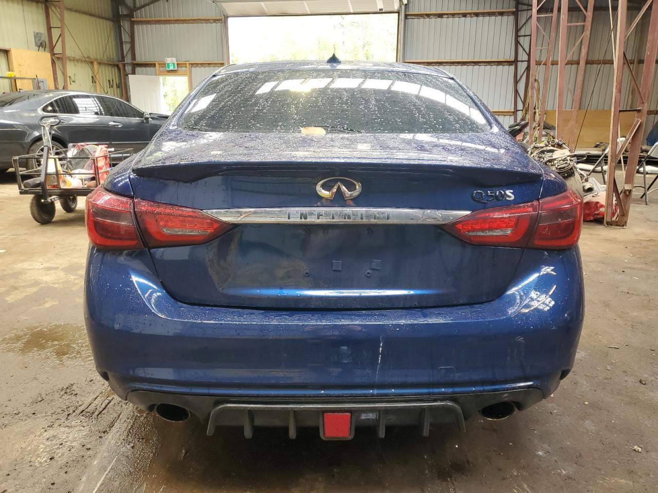 2018 Infiniti Q50 Luxe VIN: JN1EV7AR0JM611897 Lot: 68897135