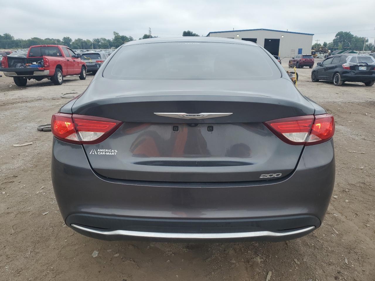 2015 Chrysler 200 Limited VIN: 1C3CCCAB2FN529231 Lot: 70682905