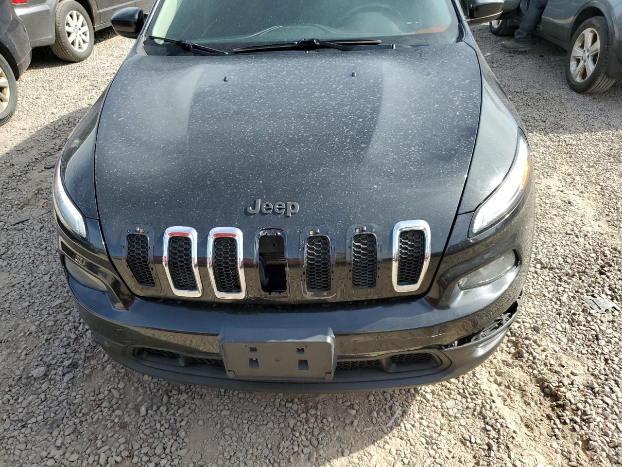 2015 Jeep Cherokee Latitude VIN: 1C4PJMCS0FW523573 Lot: 69290605