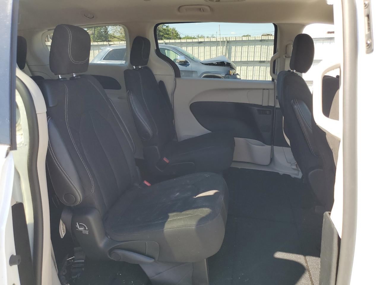 2023 Chrysler Voyager Lx VIN: 2C4RC1CG2PR596015 Lot: 70229155