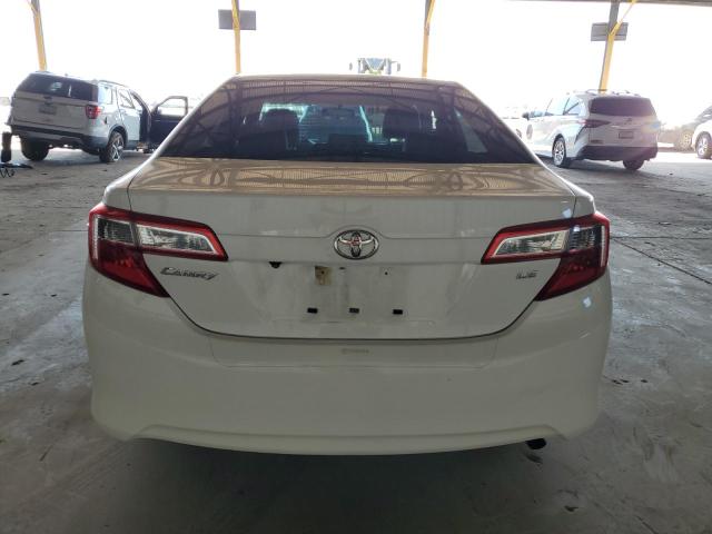  TOYOTA CAMRY 2013 Biały