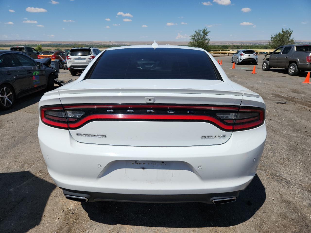 2015 Dodge Charger Sxt VIN: 2C3CDXHG5FH925586 Lot: 69653595