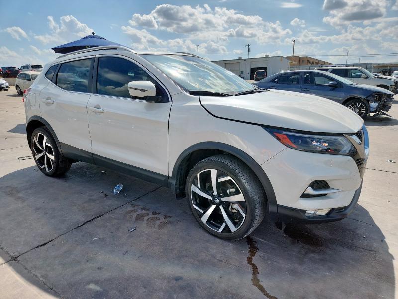  NISSAN ROGUE 2022 Белы