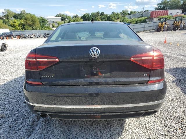  VOLKSWAGEN PASSAT 2018 Черный