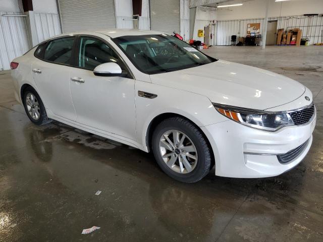  KIA OPTIMA 2016 Белы