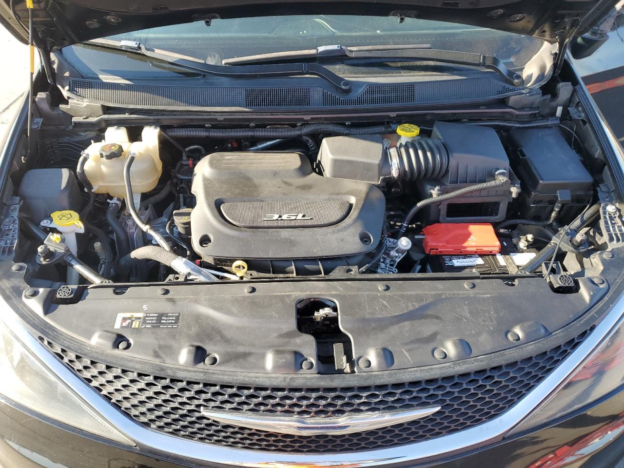 2017 Chrysler Pacifica Touring VIN: 2C4RC1DGXHR623221 Lot: 70761635