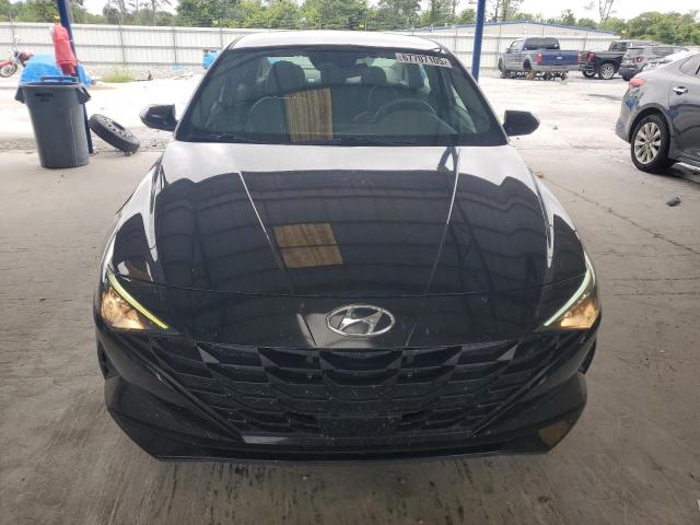  HYUNDAI ELANTRA 2021 Черный