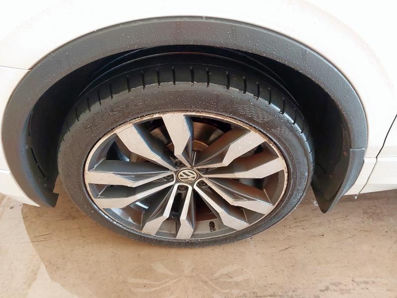 2019 VOLKSWAGEN TIGUAN R-LINE TECH TDI 2.0 TDI 150 R-LINE TECH 5DR