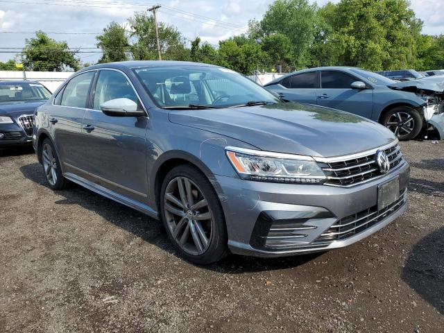 Седаны VOLKSWAGEN PASSAT 2016 Серый